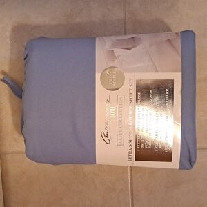 ✨️NWT✨️ Contemporary Home Elite Collection Blue Microfiber Sheet Set - TWIN